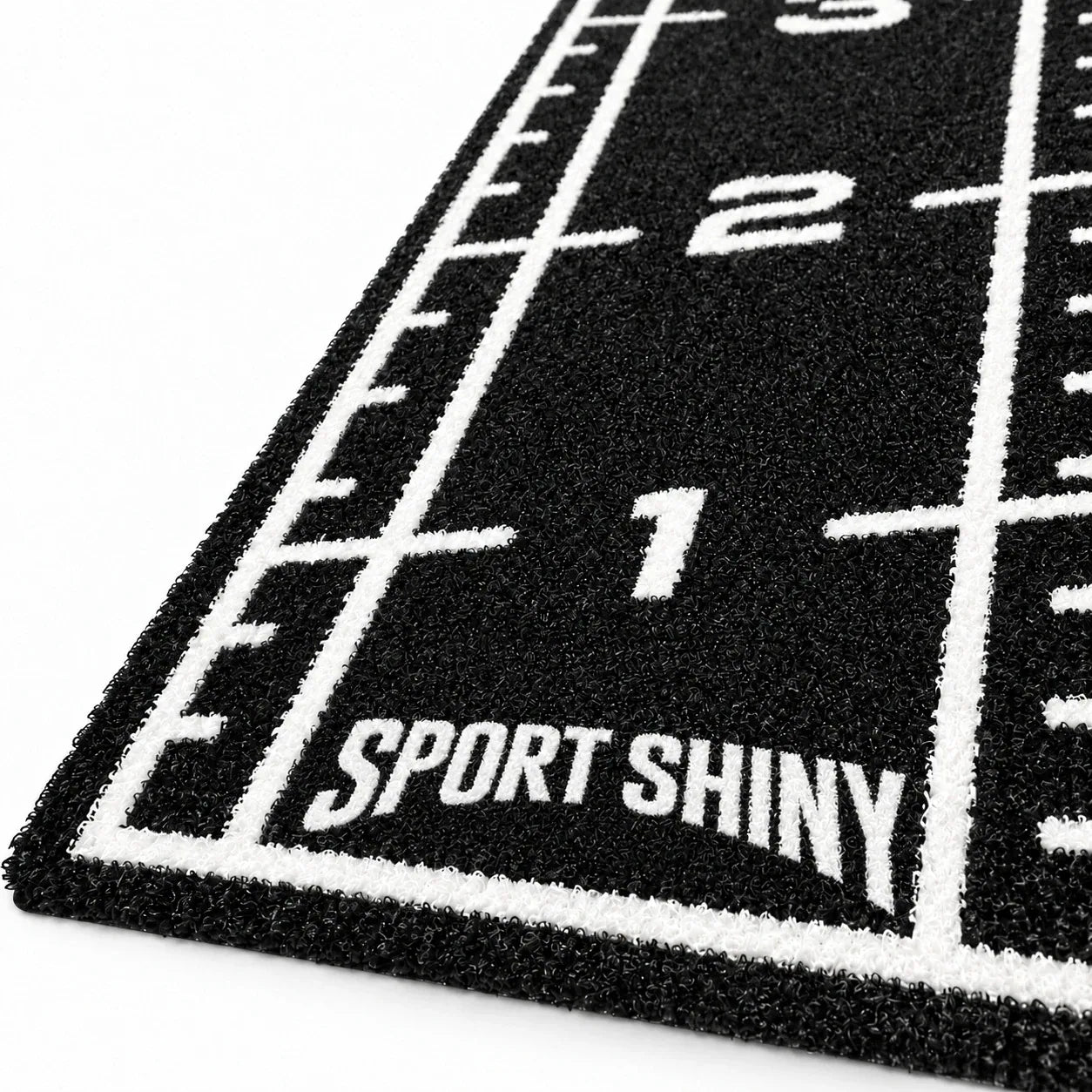 TRACK / Training turf